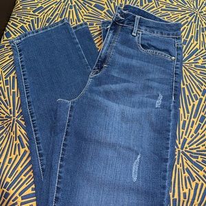 Time and Tru Women Straight Jeans size 8